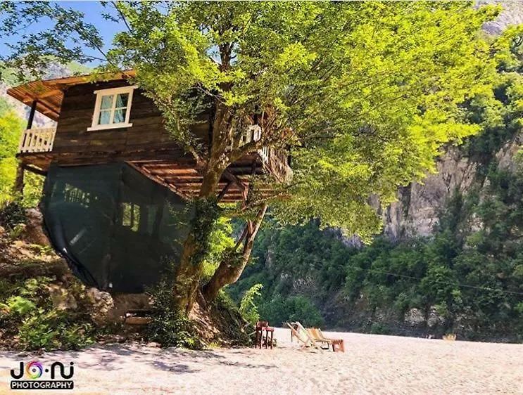 Park Blini Shala River Moll' e Shoshit 0*,  Albania