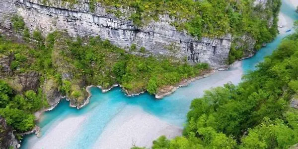 Park Blini Shala River Moll' e Shoshit 0*,