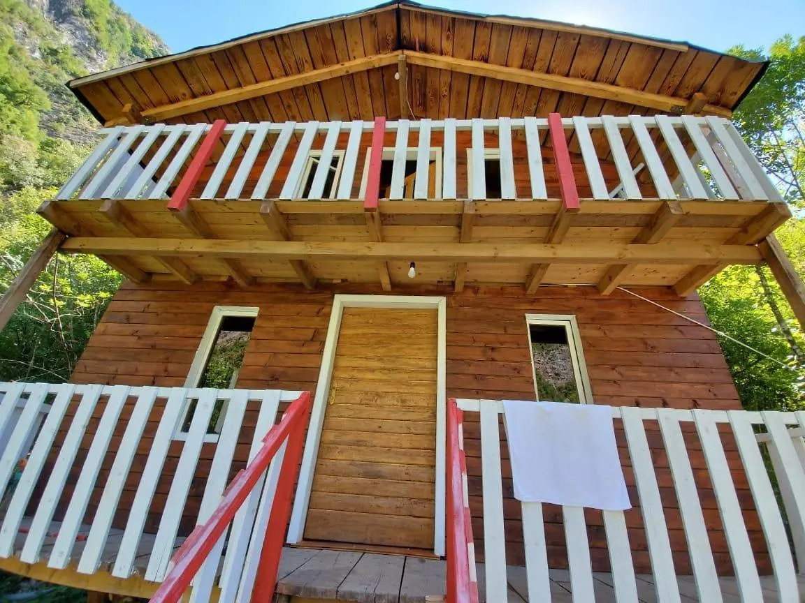 Guest house Park Blini Shala River Moll' e Shoshit Albania
