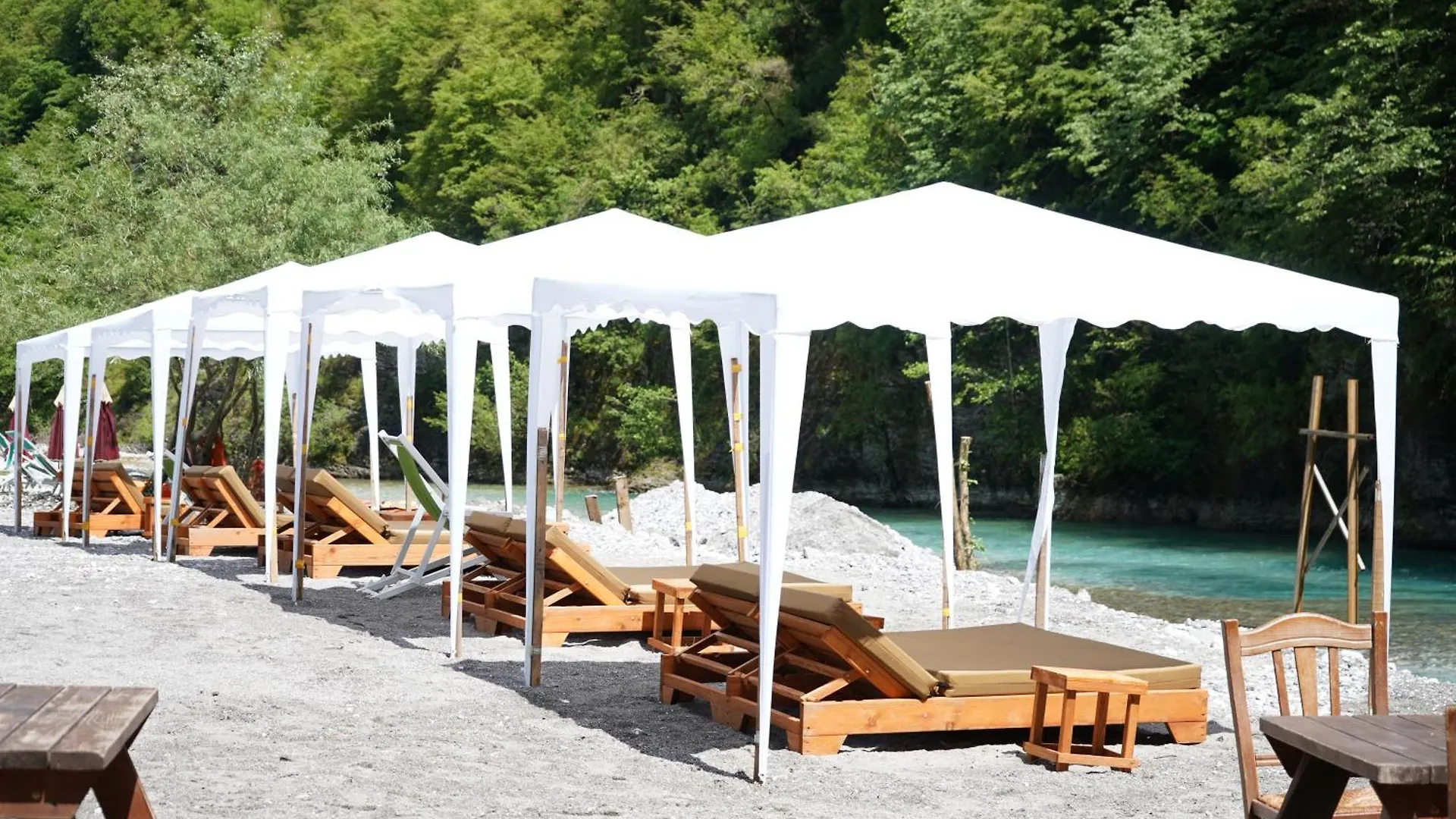 Park Blini Shala River Moll' e Shoshit Albania