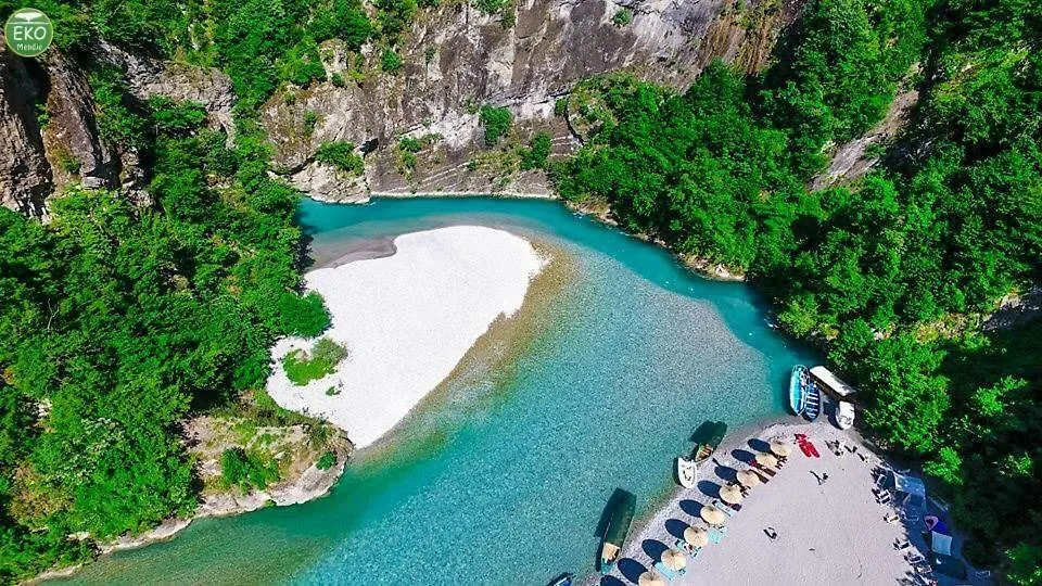 Park Blini Shala River Moll' e Shoshit Albania
