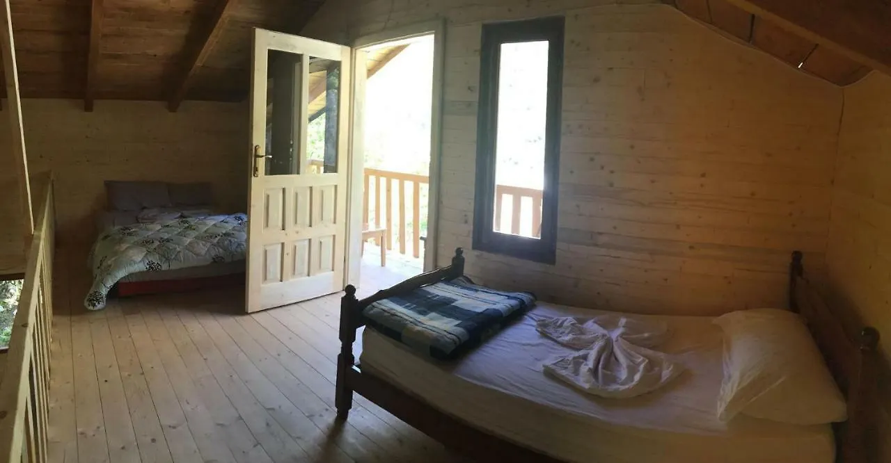 Park Blini Shala River Moll' e Shoshit Guest house