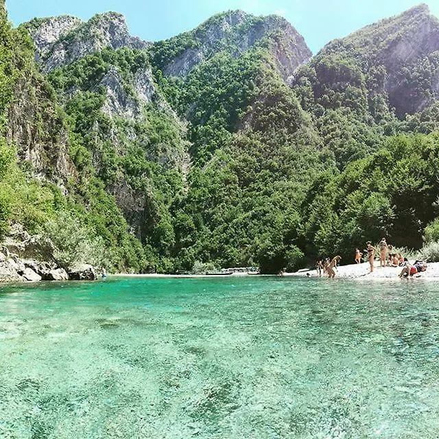 Park Blini Shala River Moll' e Shoshit 0*,  Albania